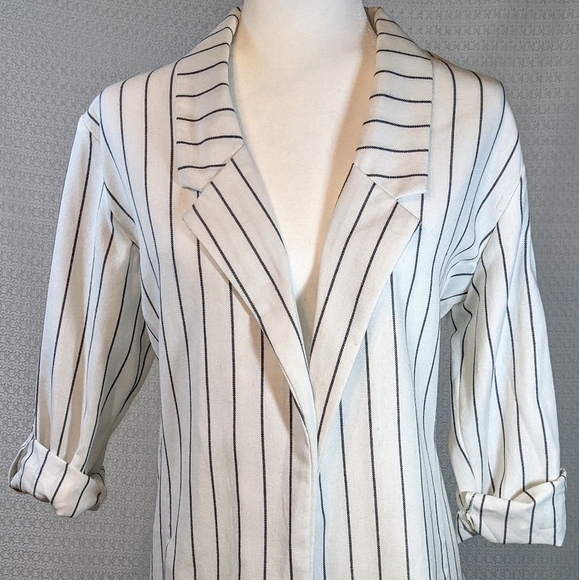 White and Black Striped Lightweight Blazer Jacket NWT - Picture 3 of 4